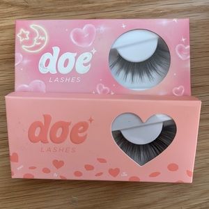 NEW Doe Lashes First Date UWU